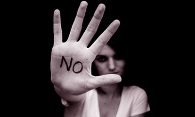 Medea sul femminicidio a Valenza: “dobbiamo combattere, ma non possiamo farcela da sole”