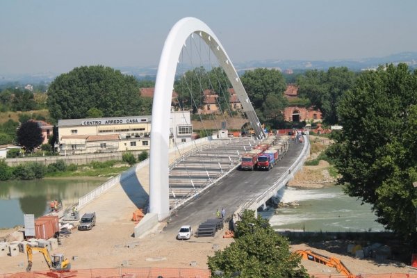 Il 23 ottobre l’inaugurazione del Ponte Meier con Bregovic, Raoul Casadei e il Premier Renzi