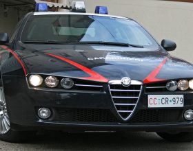 Dovevano notificare un atto ma scoprono marijuana