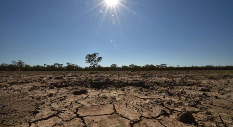La pioggia è un miraggio e i piccoli comuni fanno i conti con la sete