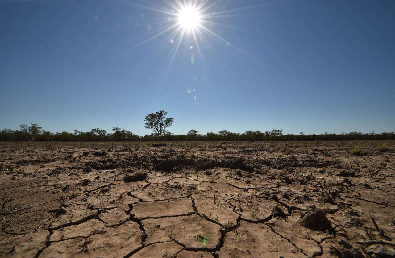 Prati senza erba e semina impossibile: la siccità miete altri danni