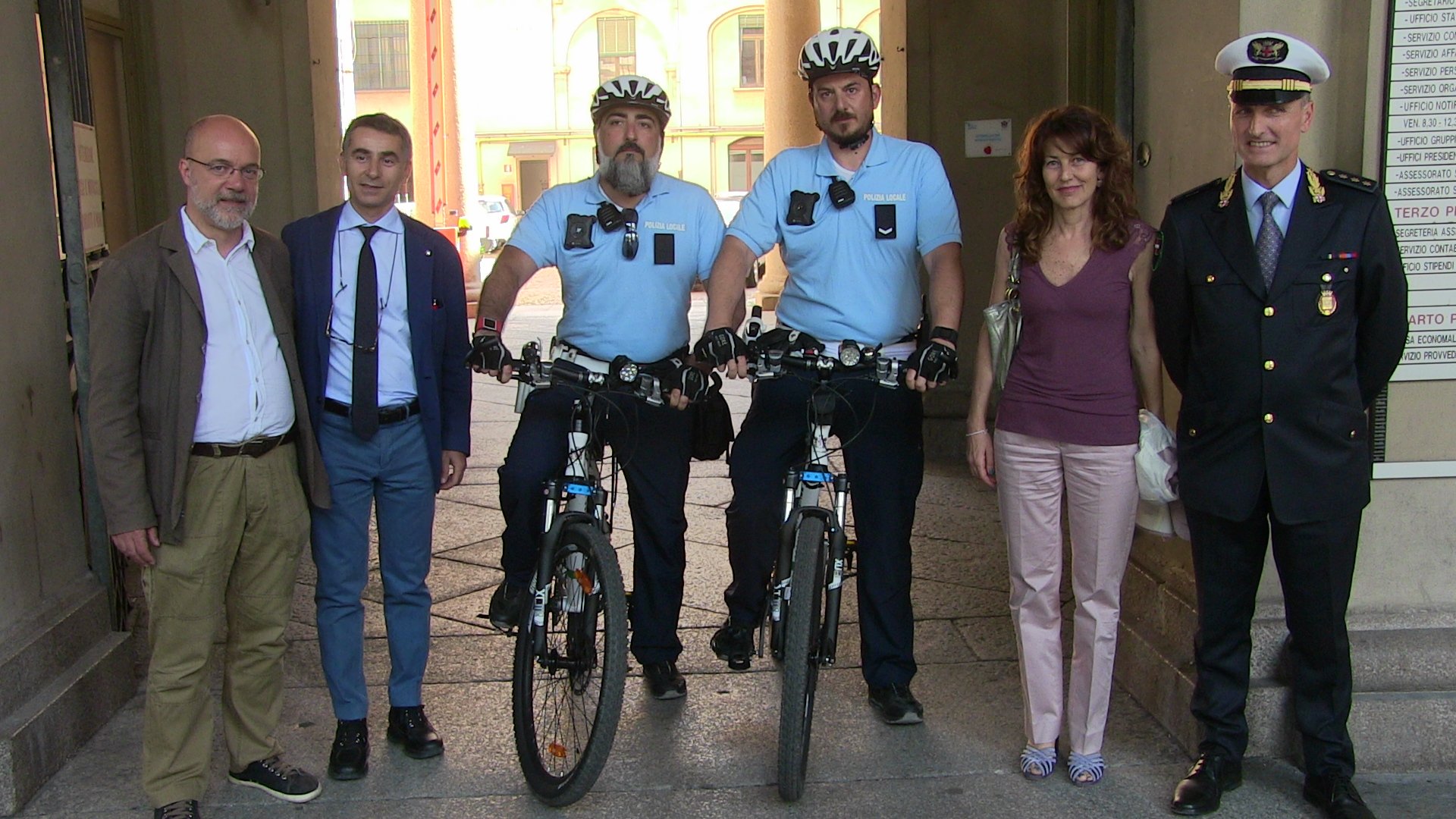 In Italia i primi due vigili urbani in bici sono ad Alessandria