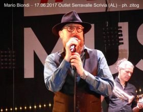 La voce di Mario Biondi rende magica la serata al Serravalle Designer Outlet