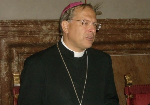 Il vescovo sul motoraduno: “Organizzatori scorretti e poco sensibili”