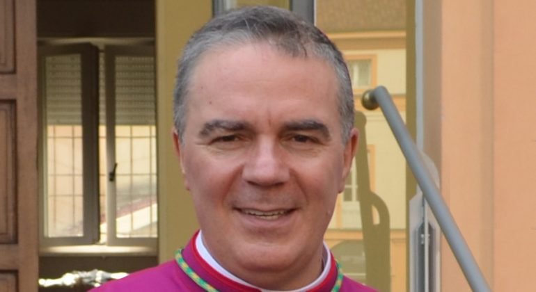Siccità: il vescovo di Casale promuove una preghiera al Santuario di Crea per invocare la pioggia