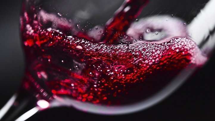 Coldiretti contro Bruxelles: “Vuole ‘annacquare’ il vino”