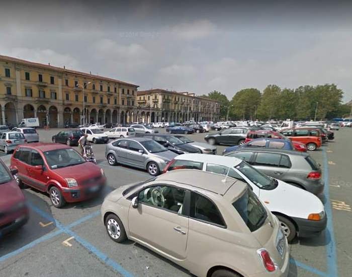 Valsecchi: “Difficile parcheggiare in centro se c’è il mercato”