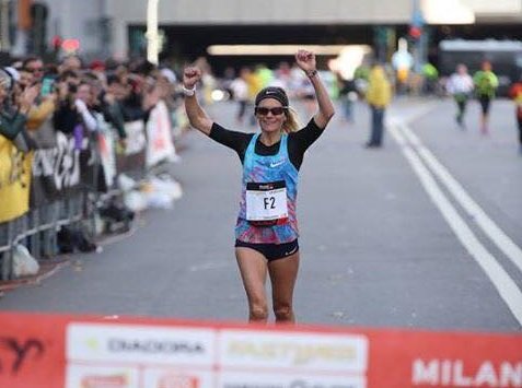 Eterna Valeria Straneo: prima alla mezza maratona di Milano