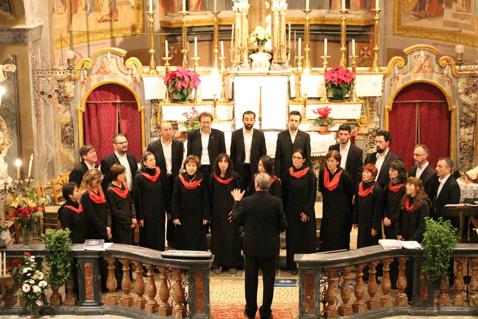 “Aspettando Natale” con il Coro Energheia