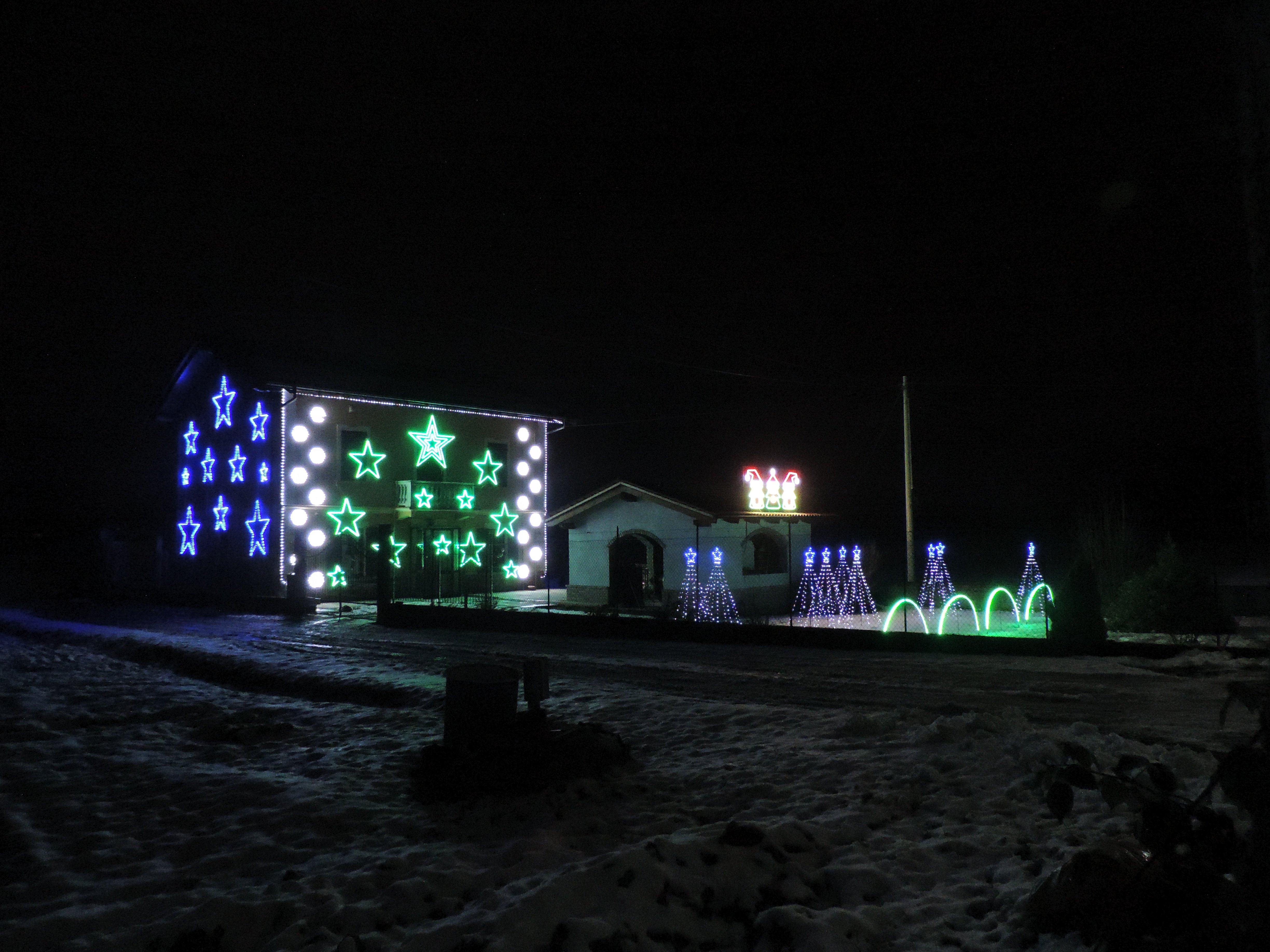 La casa spettacolo di Castelnuovo Belbo illumina il Natale