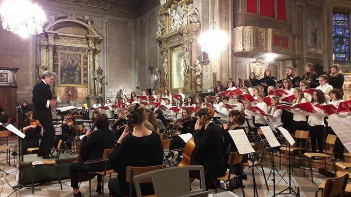 Pomeriggio di cori natalizi in Duomo a Valenza