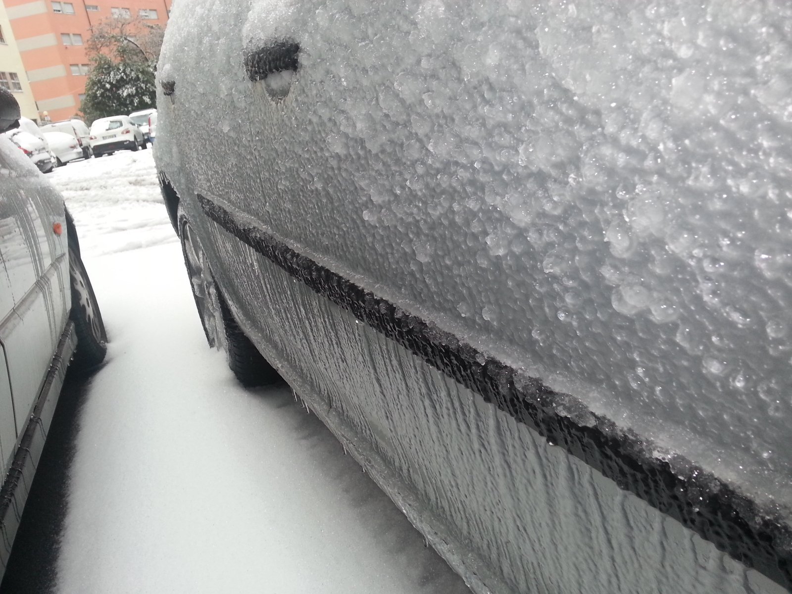 Temperature in calo e neve a quota 400 metri: torna il freddo in Piemonte