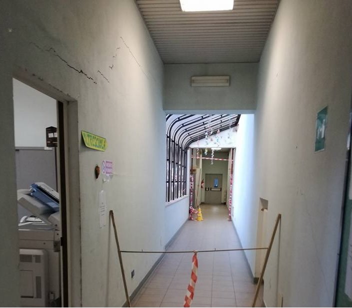 Ancora inagibile uno dei corridoi della scuola Bovio di Alessandria