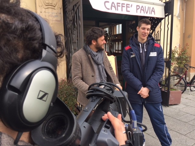 Nuova puntata di “Casa Junior” dal Caffè Pavia