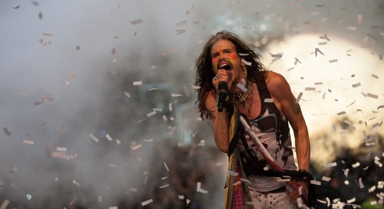 Steven Tyler, il frontman degli Aerosmith in concerto a Collisioni