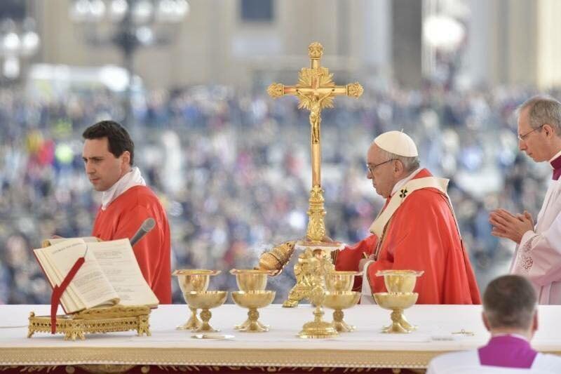 Sarà ‘don’ il 2 giugno ma ha già servito messa con il Papa