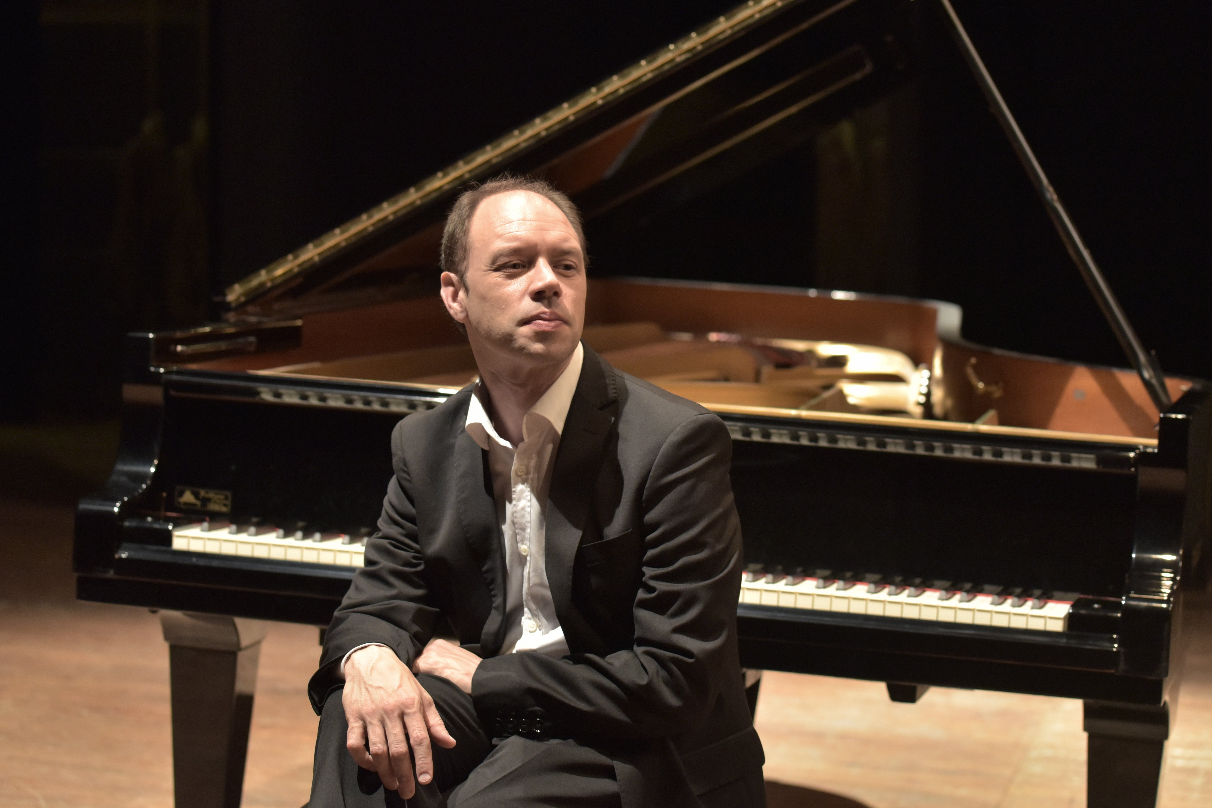 Al festival Echos si esibisce il noto pianista Olaf John Laneri