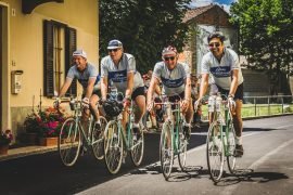 Bici d’epoca e clima di festa per celebrare il ciclismo epico