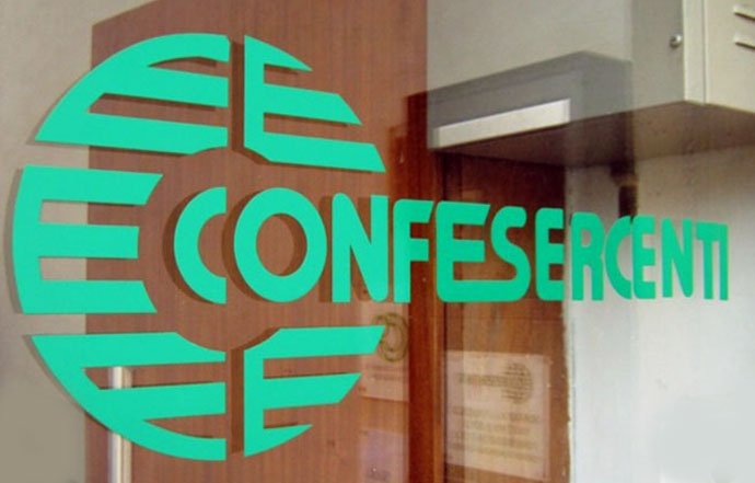 Debutto della piattaforma Adomicilio e piani per il futuro: successo per la prima conferenza online di Confesercenti