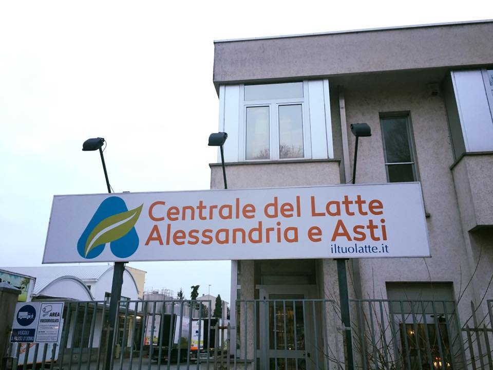 Centrale del Latte Alessandria, Lega: “Assordante silenzio del sindaco. Dipendenti e allevatori abbandonati”
