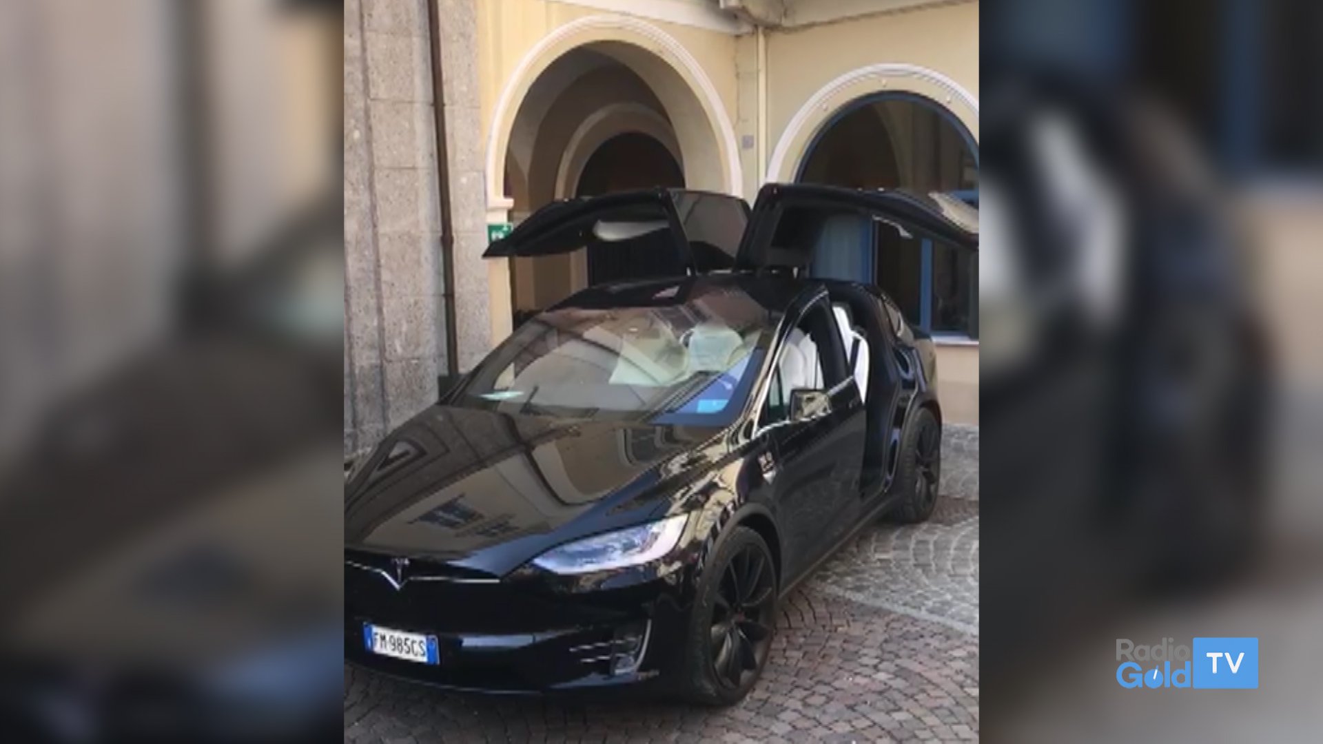 La Tesla stupisce a Valenza