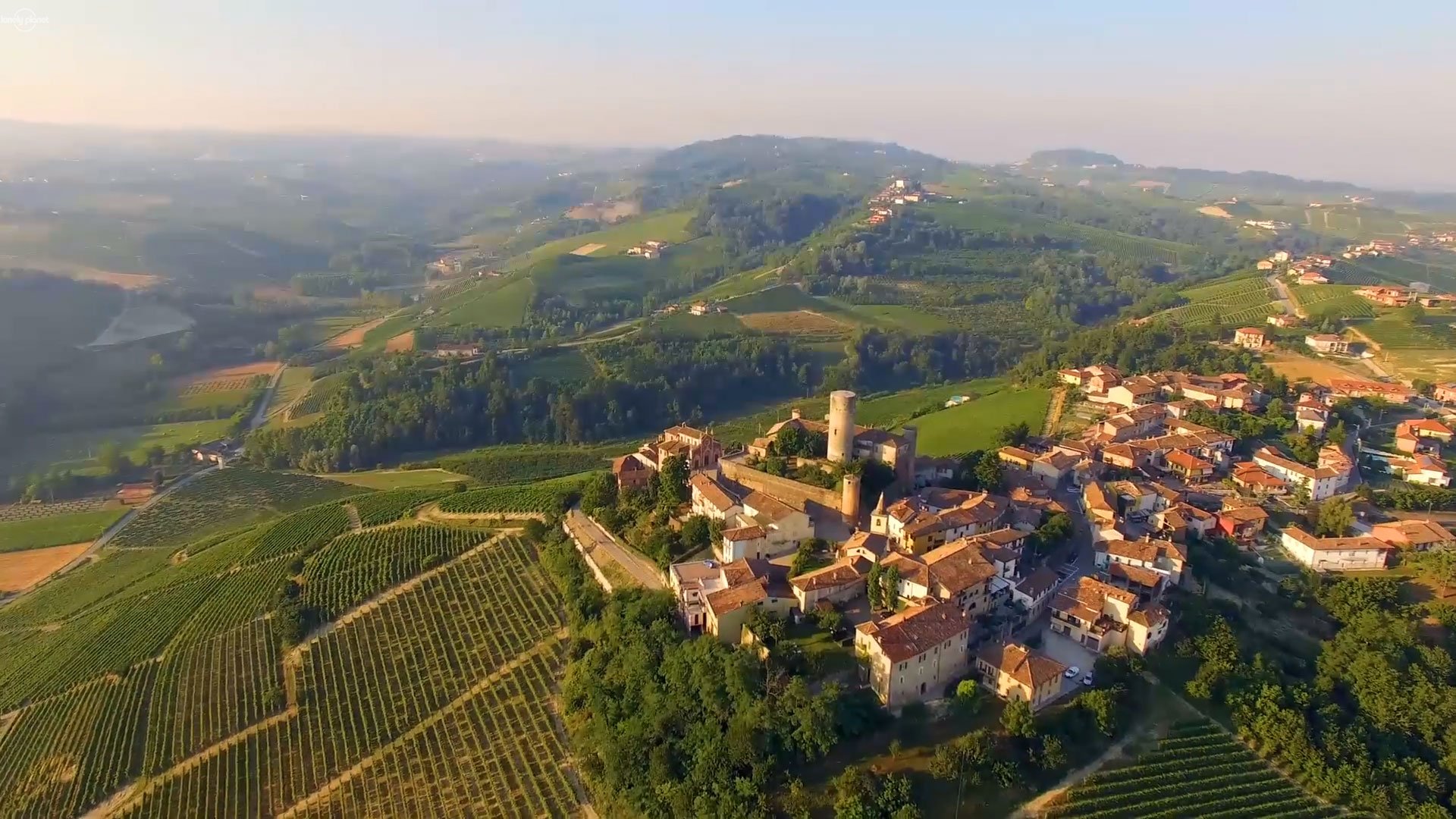 Viviamo nella regione più bella del mondo: Lonely Planet svela il Piemonte