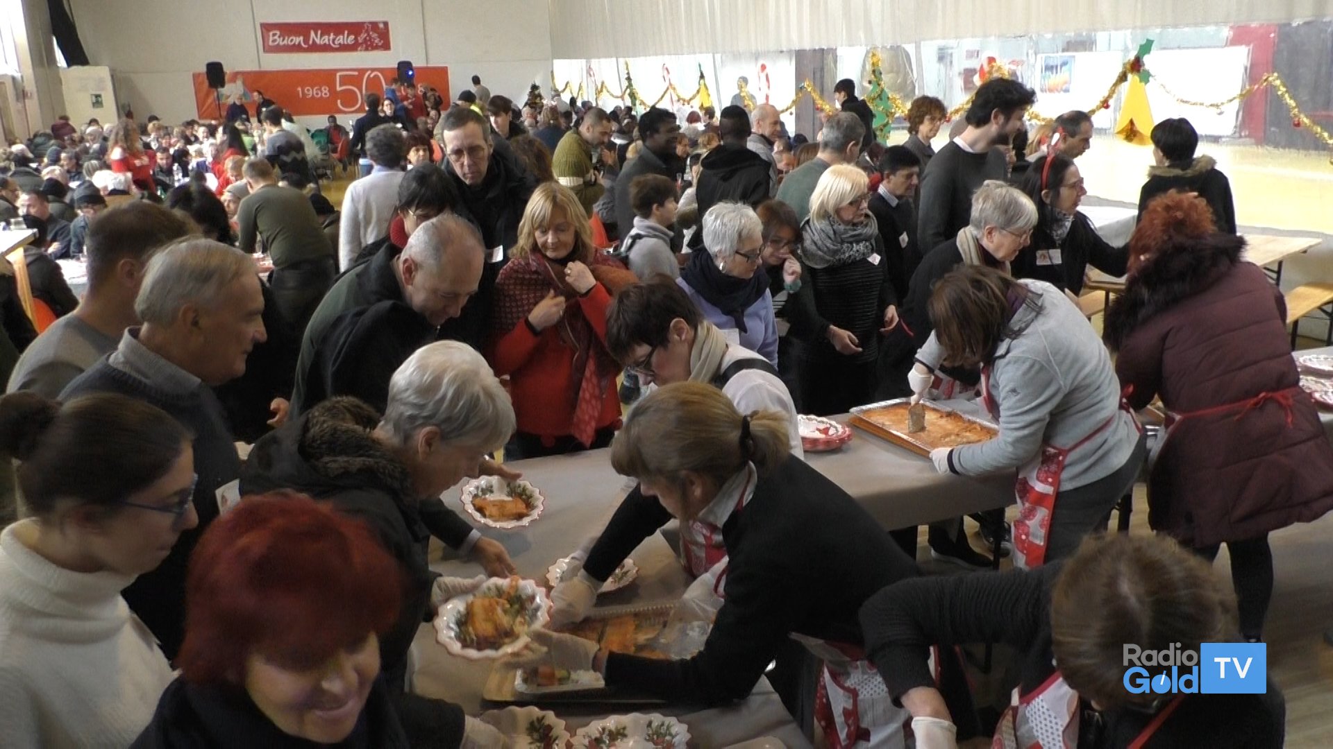 Il Natale più autentico: in 200 al pranzo di Comunità S. Egidio e Caritas