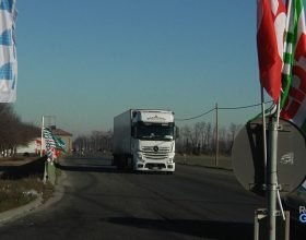 “La fatica uccide”. Camion fermi contro Mobility package