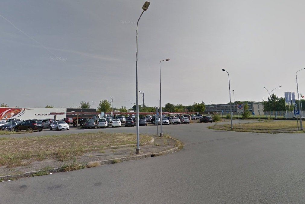 Parcheggio Michelin: M5S sollecita il sindaco su buche e danni alle auto