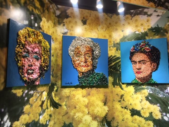 La bellezza, il genio e la fierezza delle donne nei mosaici di Lady Be alle Sale d’Arte
