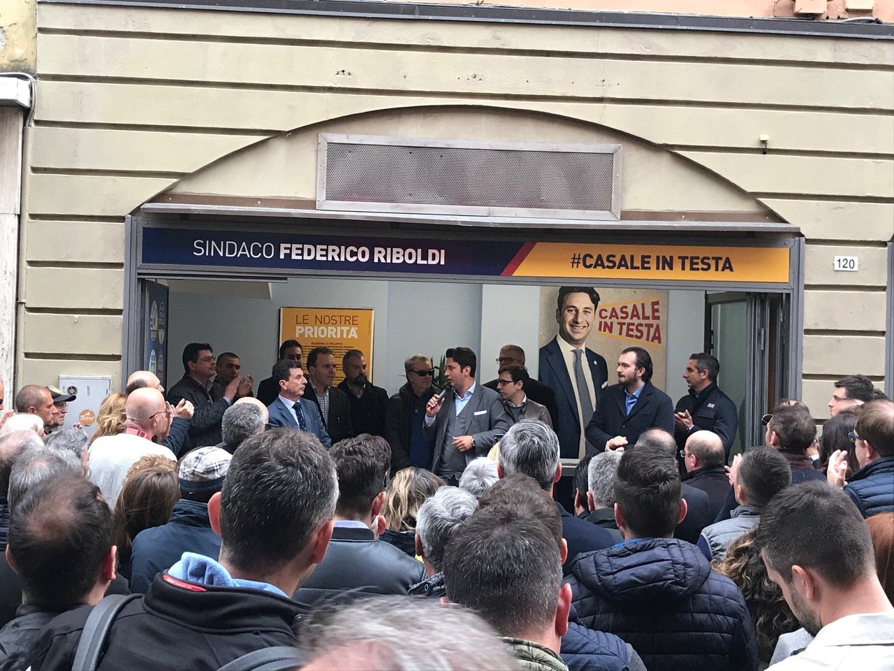 Federico Riboldi Sindaco: tanta gente all’inaugurazione della sede