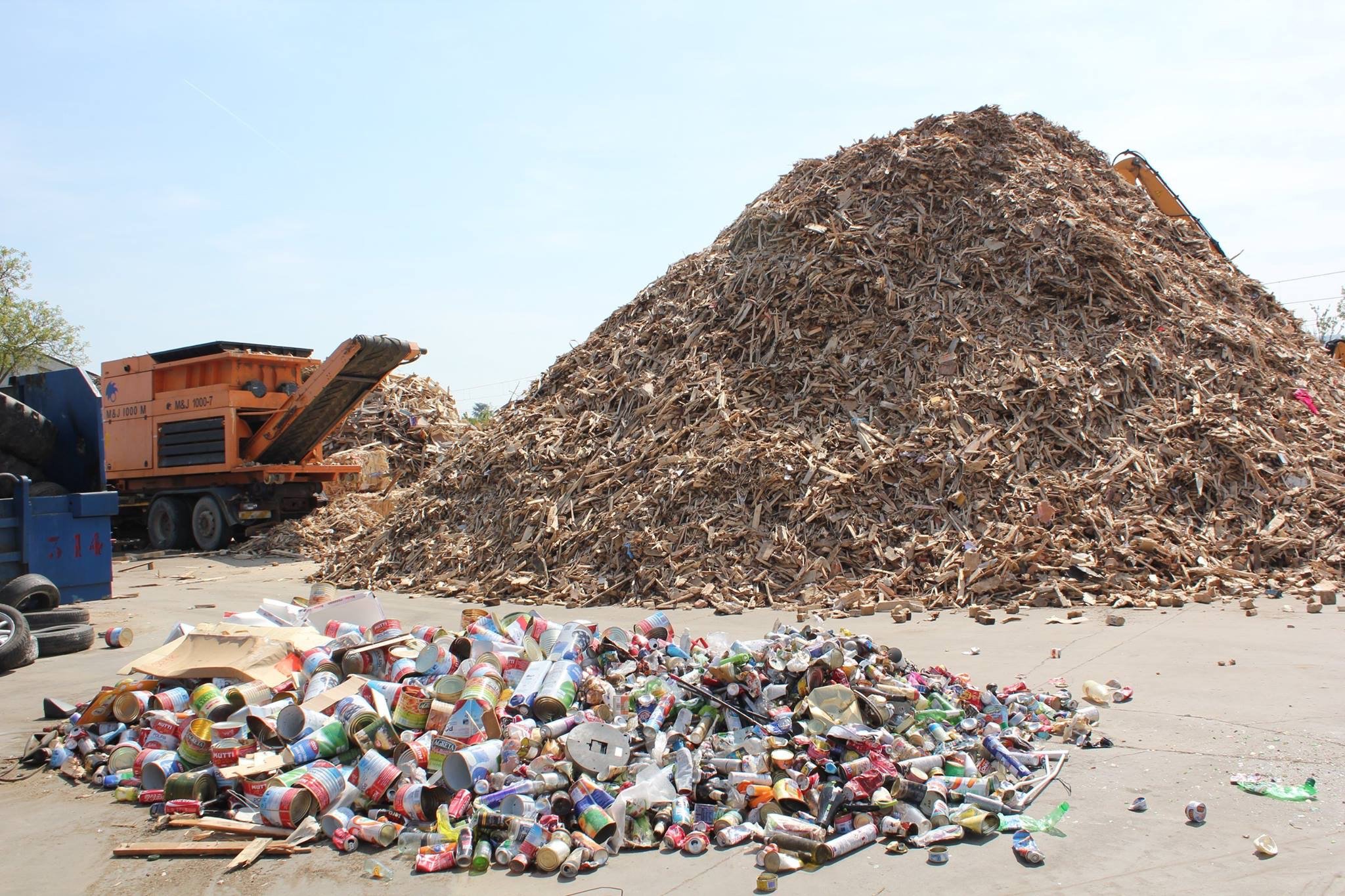 Con la spazzatura non differenziata a Valenza si “buttano” più di 500 mila euro all’anno