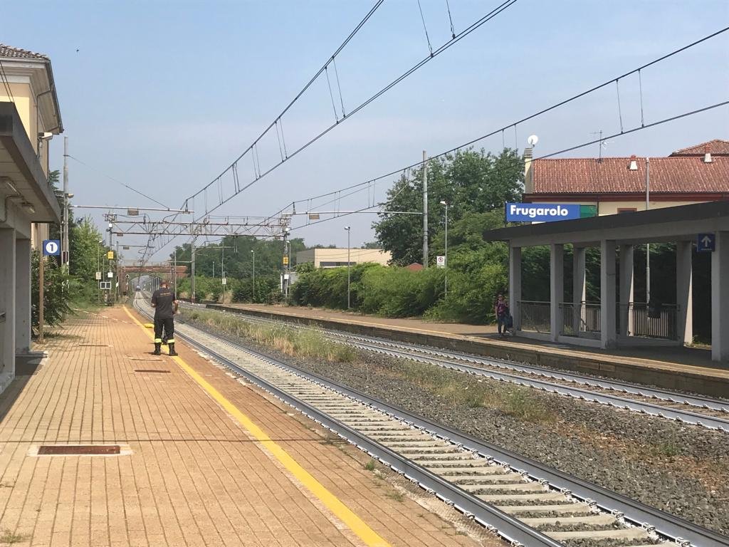 Persona travolta da un treno a Frugarolo. Traffico riattivato tra Alessandria e Novi