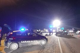 Incidente tra due auto a Ozzano: due feriti gravi e un morto