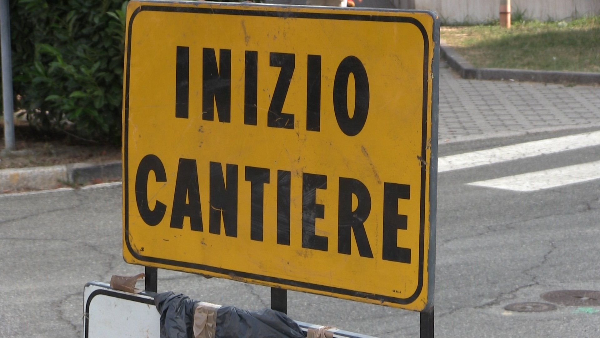 Cantieri fino al 20 ottobre in via Borsalino, corso Borsalino e via Savona