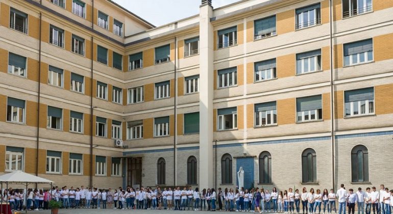 Porte Aperte All'Istituto Santachiara Di Tortona