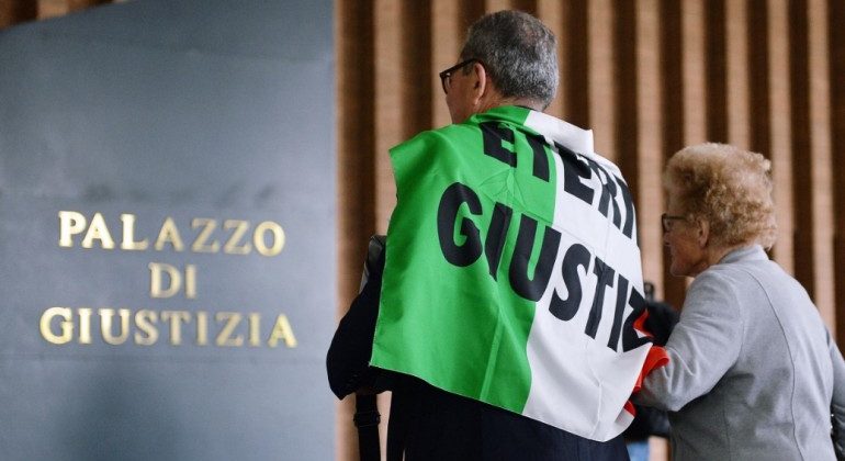 Eternit bis: pm, “amianto uccide e imputato lo sapeva”