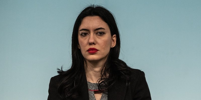 Insulti sessisti al Ministro Lucia Azzolina: insegnante di Ovada nella bufera