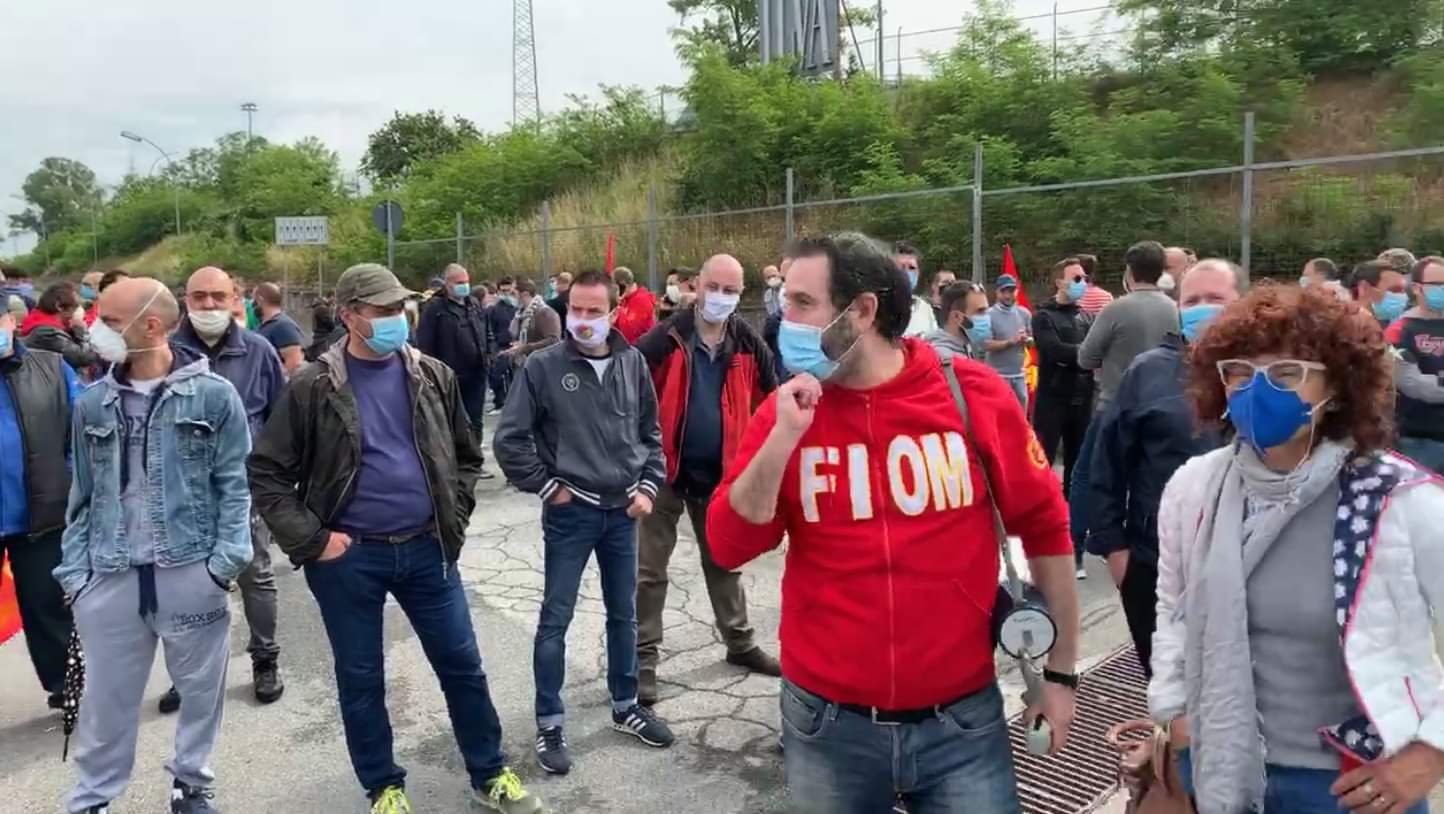 A Novi Ligure al via lo sciopero a oltranza dei lavoratori dell’ex Ilva