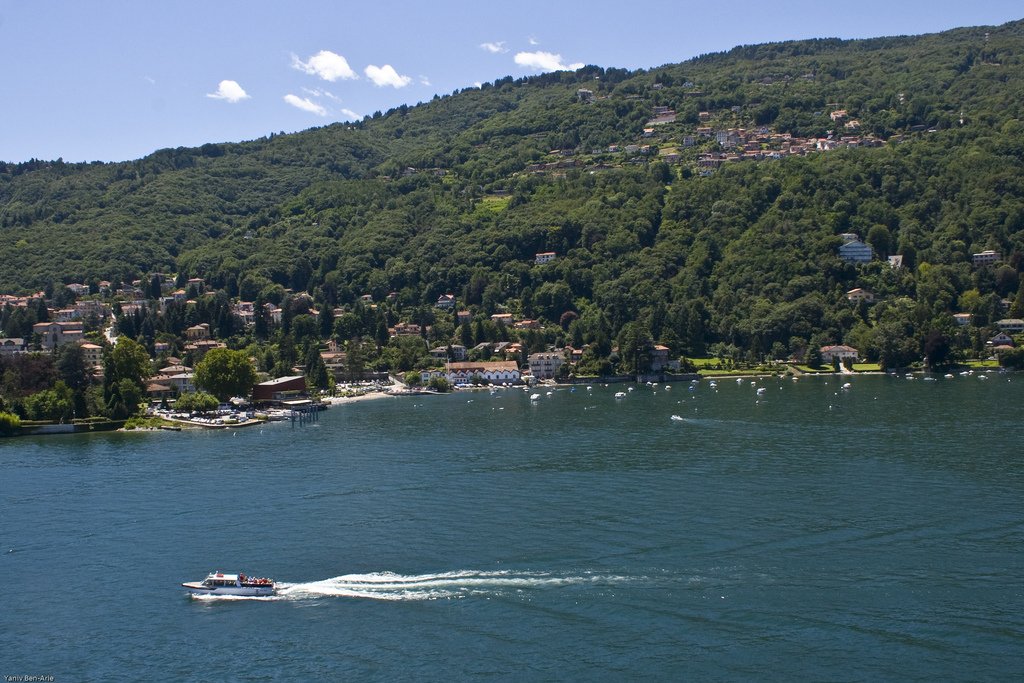 Il Piemonte anticipa al 3 giugno la riapertura di spiagge lacustri e fluviali
