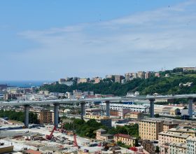 Stasera ai piedi del nuovo ponte di Genova il concerto per le vittime del Morandi e per gli oltre mille tecnici e operai che hanno lavorato alla nuova infrastruttura