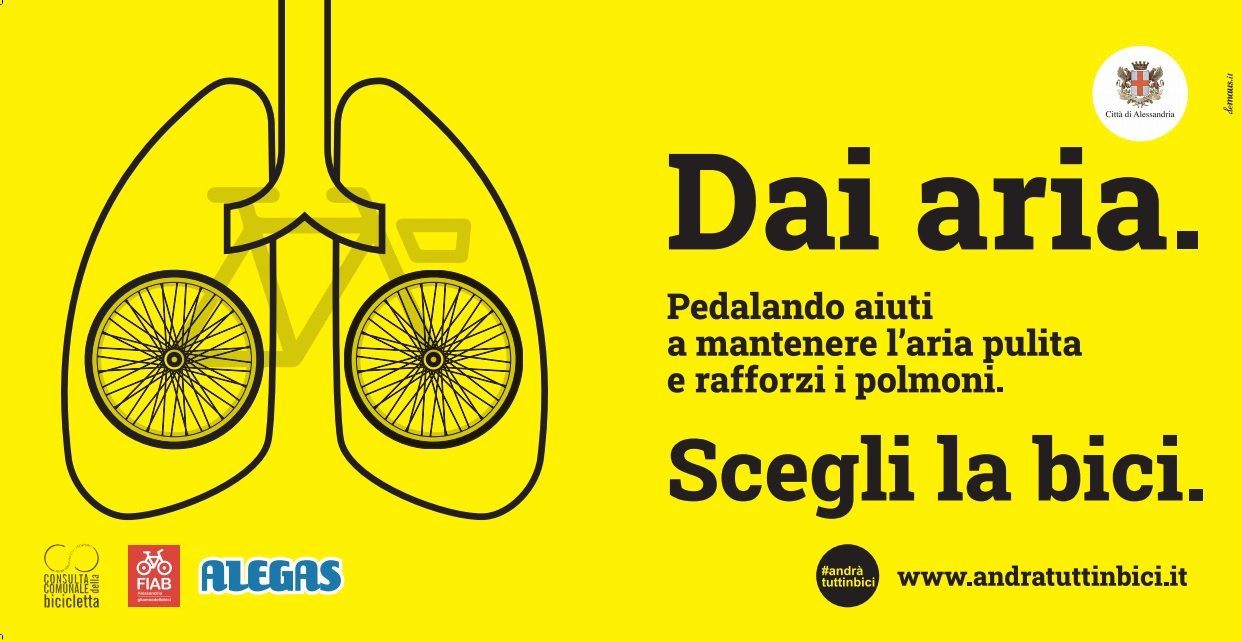 Ad Alessandria manifesti per promuovere l’uso della bicicletta