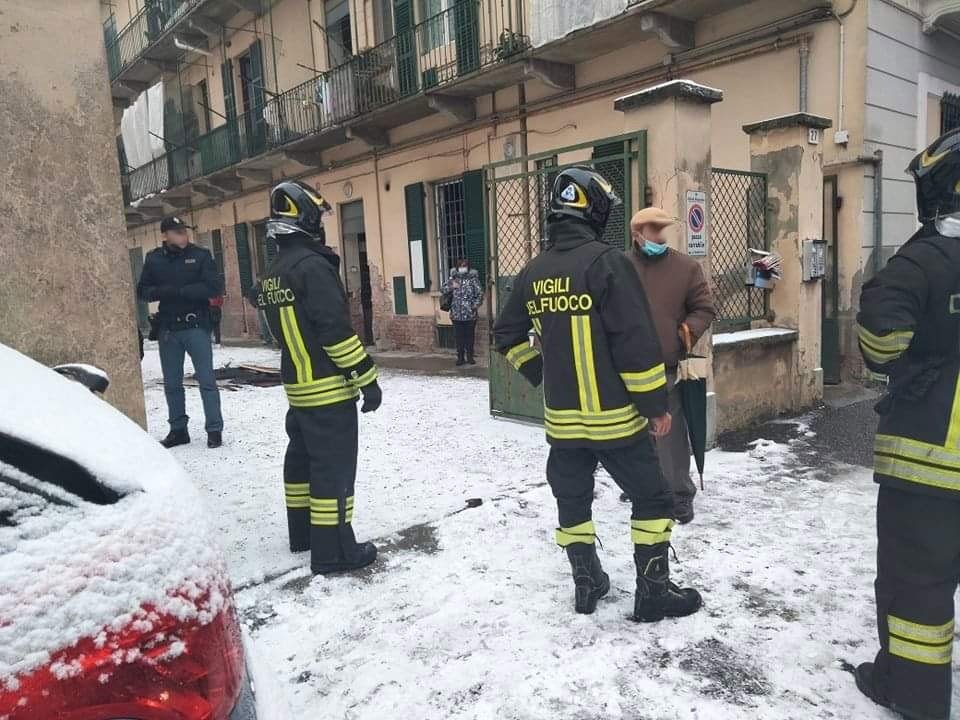 Incendio in un alloggio al quartiere Cristo ad Alessandria: una persona intossicata