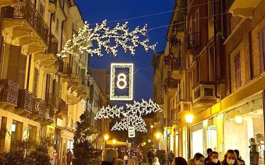Confcommercio e il Natale dei negozi di Alessandria: luminarie e video itineranti su Radio Gold Tv