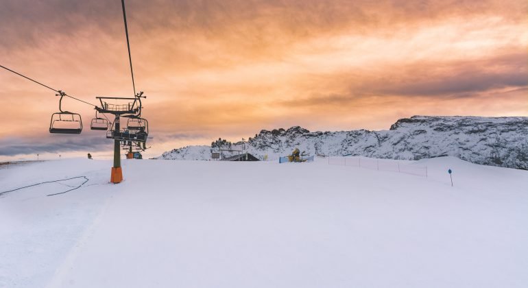 Turismo invernale: le regioni dell’Arco Alpino chiedono la chiusura dei confini