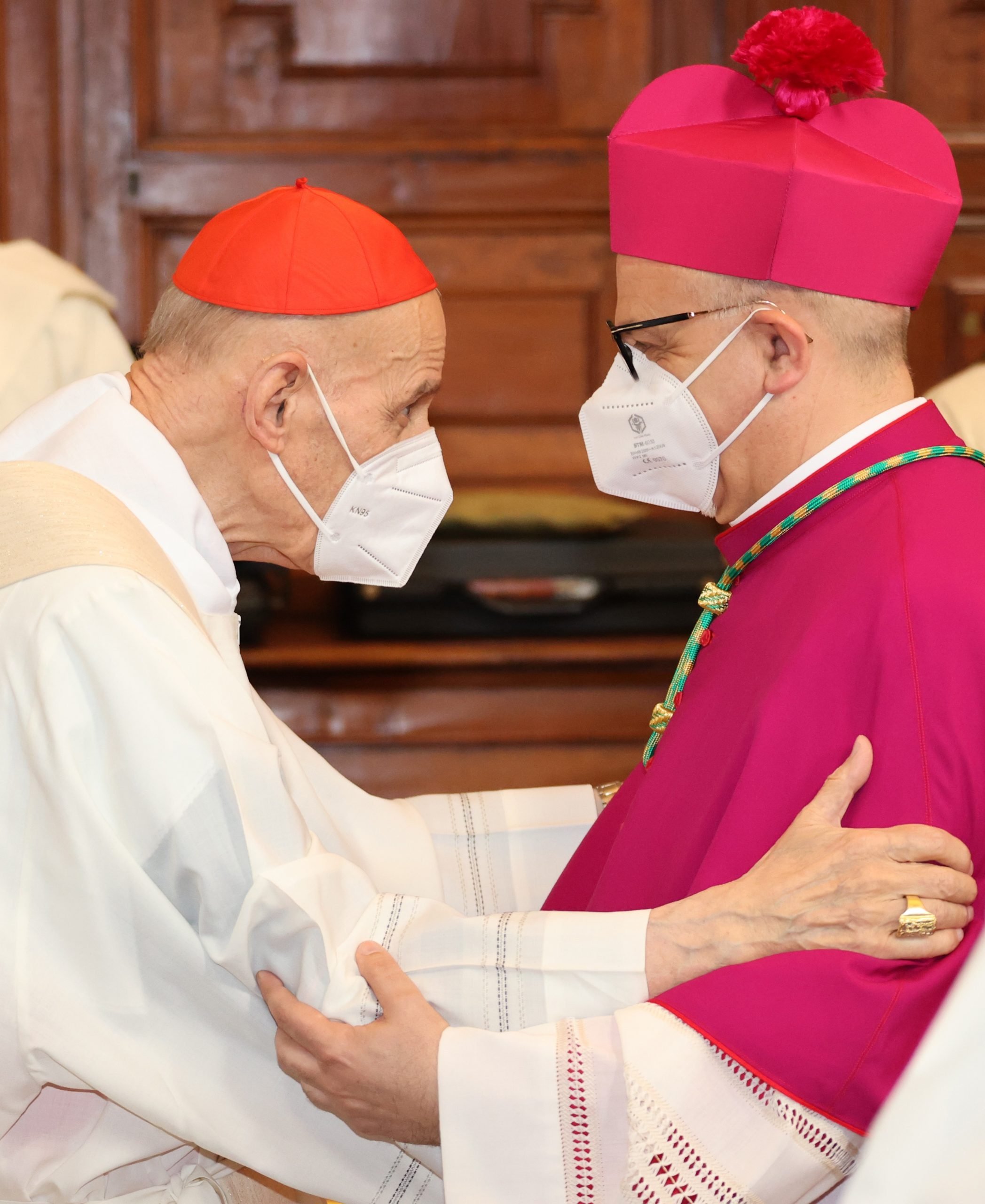 Monsignor Giampio Devasini consacrato vescovo: la cerimonia alla Cattedrale di Casale