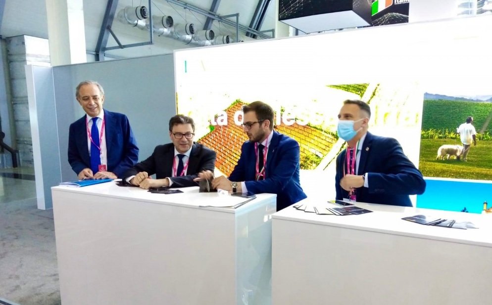 Alessandria si propone sul mercato russo: alla fiera di Ekaterinburg l’incontro col Ministro Giorgetti
