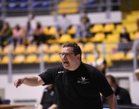 Il Derthona Basket rinnova per due anni il contratto a coach Ramondino