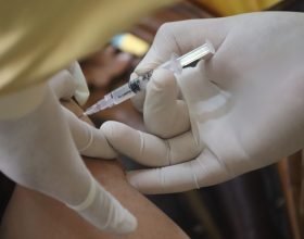 Cosa prevede il nuovo decreto sull’obbligo vaccinale per Over 50 e accedere a locali pubblici