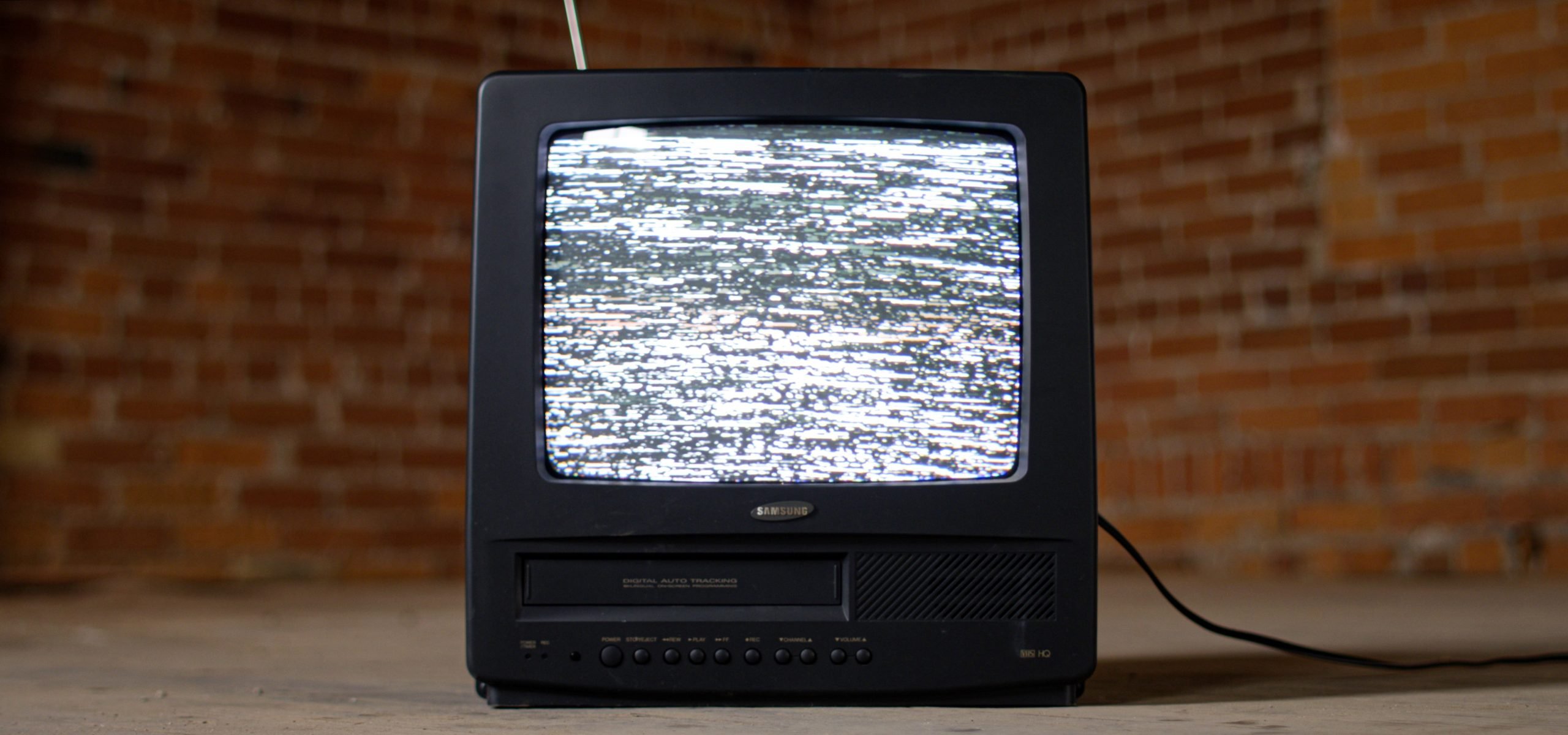 Passaggio alla nuova tv digitale: cosa cambia da oggi